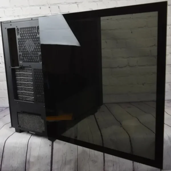 Mid Tower Tomahawk Mini ATX
