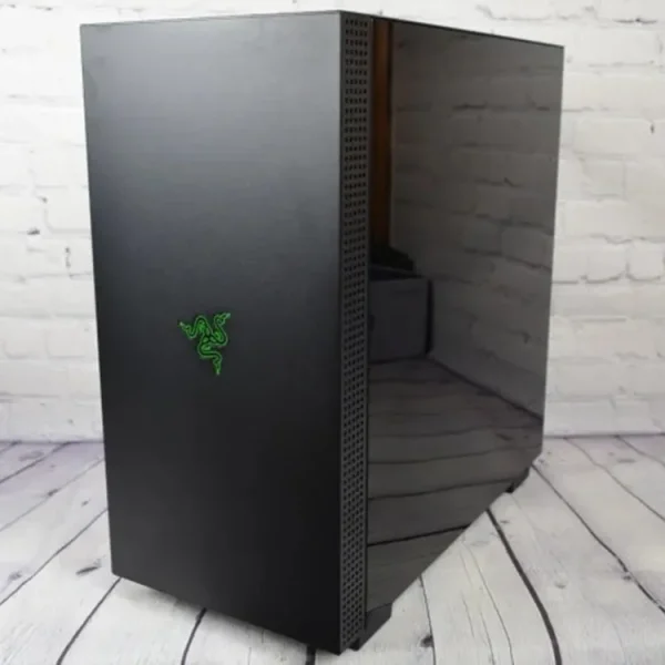 Mid Tower Tomahawk Mini ATX